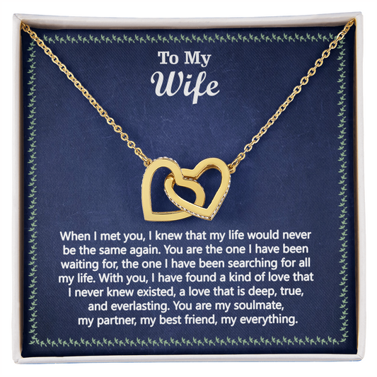 To My Wife – Interlocking Hearts Necklace - Soulmate and Best Friend – Touching Message Card Gift – Perfect for Valentine's Day