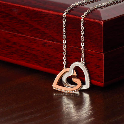 To My Wife – Interlocking Hearts Necklace - Soulmate and Best Friend – Touching Message Card Gift – Perfect for Valentine's Day