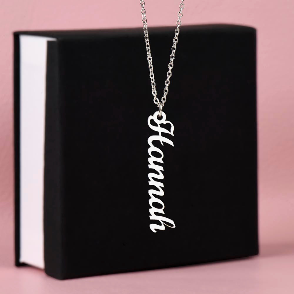 Personalized Vertical Name Necklace – Custom Script Name Pendant Gift for Her